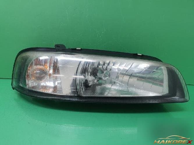 Renault SM5 2004 — фара правая 53502 517 1