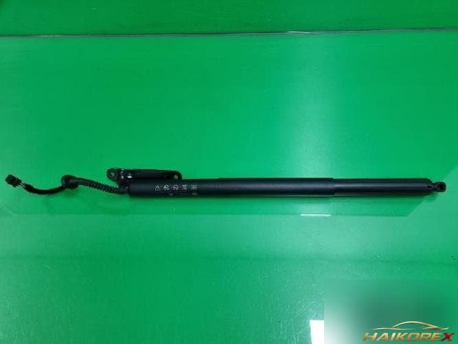 Volkswagen ID.4 2025 — электропривод крышки багажника
