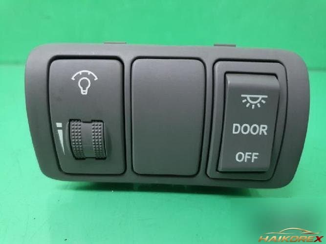 Kia Carnival 2010 — кнопка/переключатель 1
