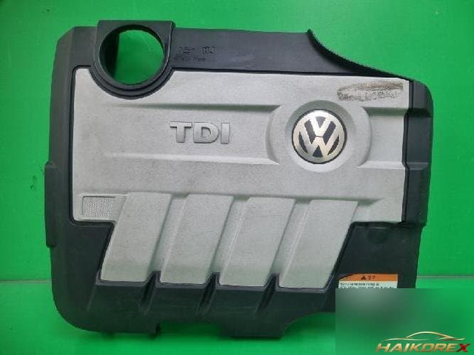 Volkswagen CC 2010 — крышка двигателя