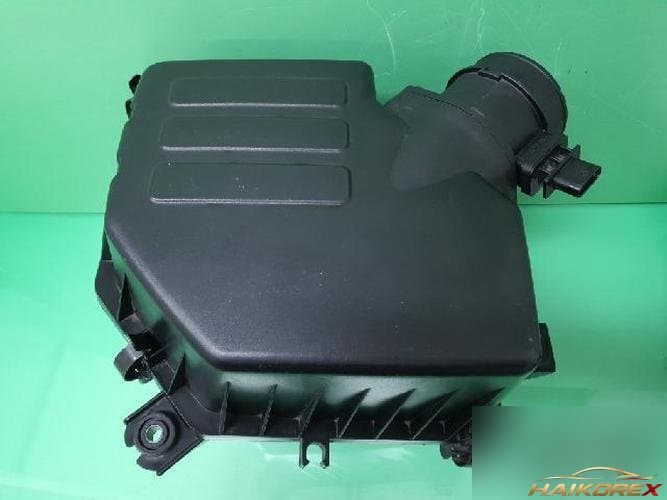 Hyundai Veracruz 2009 — корпус воздушного фильтра 28110 3J000