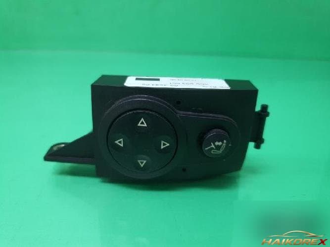 Volkswagen Touareg 2005 — кнопка/выключатель 3D0 953 551