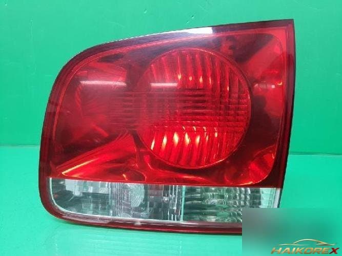 Volkswagen Touareg 2005 — фонарь багажника