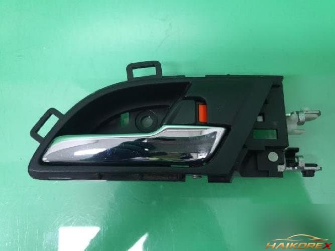 Honda CR-V 2011 — механизм закрывания двери 1