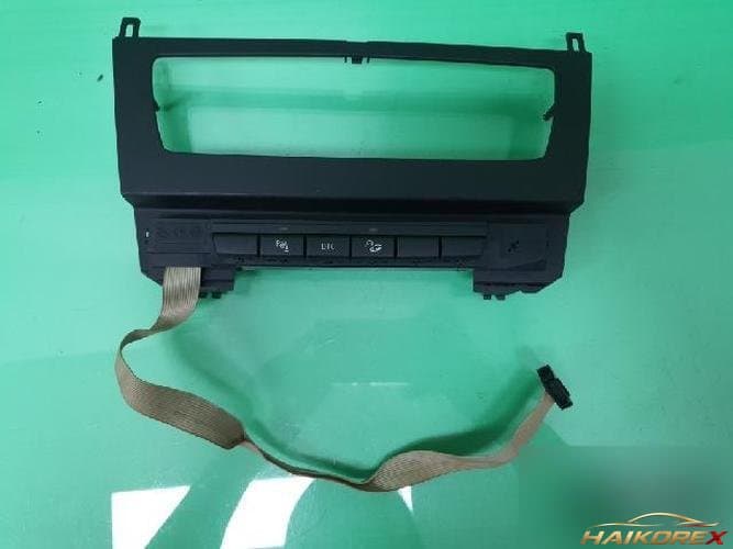 BMW X-series 2010 — панель приборов 5145 2991260
