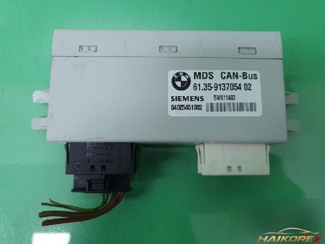 BMW X-series 2010 — прочие детали 6135 9137054 02
