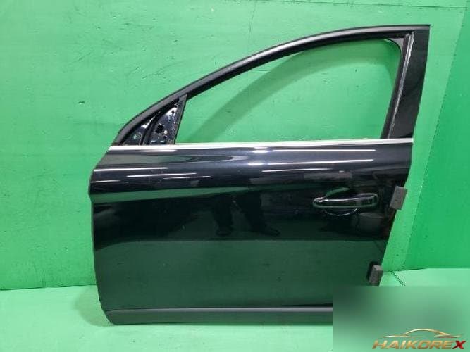 Volvo XC60 2011 — передняя дверь левая