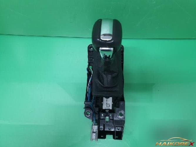 Ford MKS 2013 — рычаг переключателя DA5P 7K004 AE