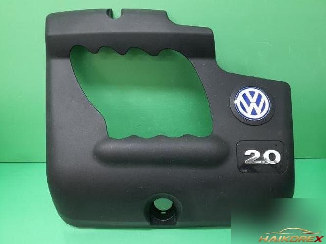 Volkswagen Beetle 2002 — крышка двигателя