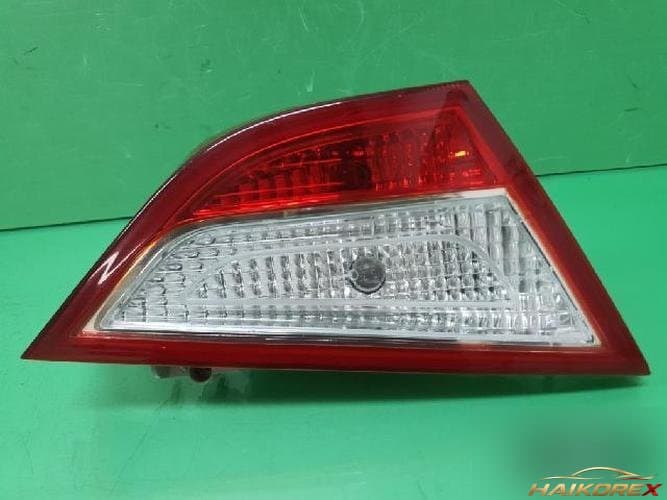 Hyundai Sonata 2011 — накладка задней левой двери