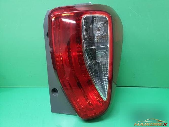 Kia Ray 2013 — комбинированный фонарь задний правый 92102 A30