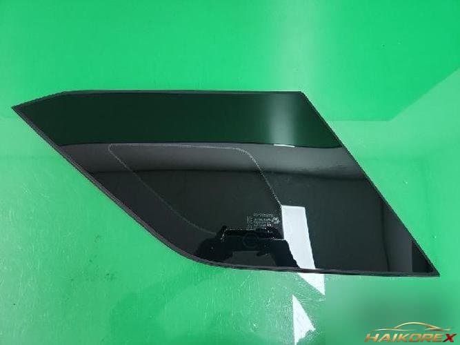 KG Mobility Tivoli 2017 — стекло 79250 35300