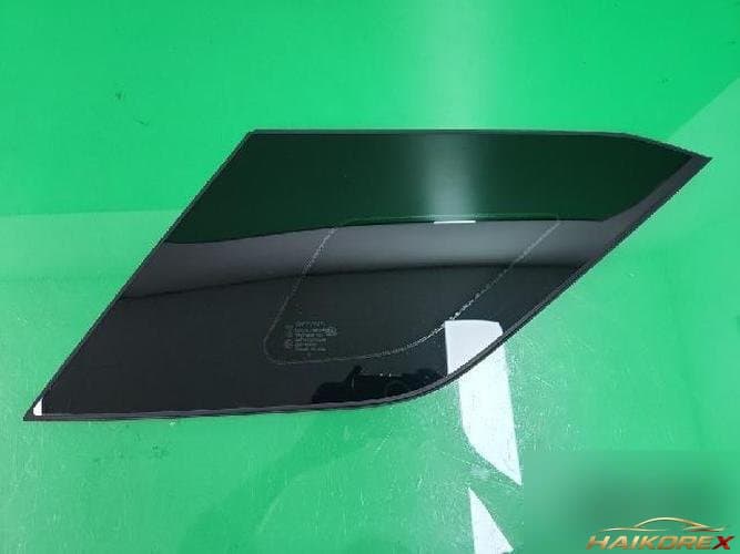KG Mobility Tivoli 2017 — стекло 79260 35300