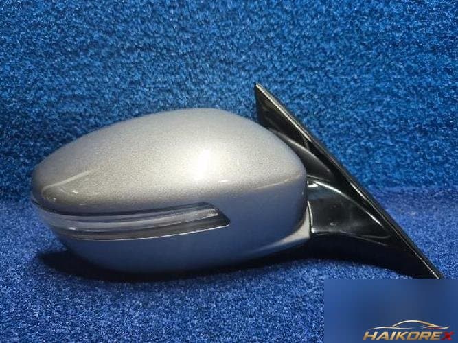 Hyundai Genesis 2012 — боковое зеркало правое