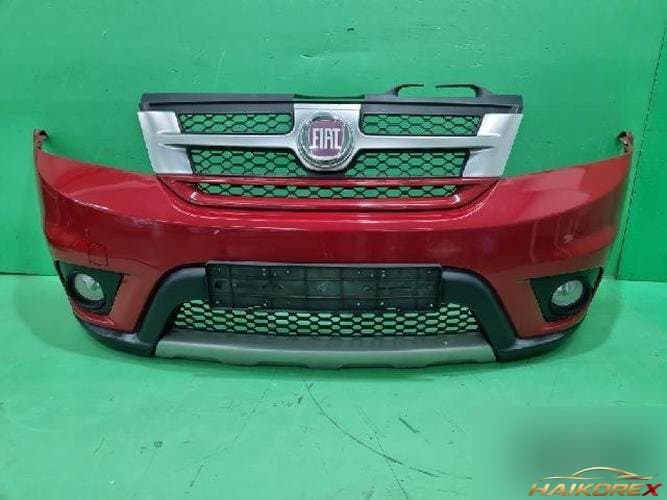 Fiat Freemont 2013 — передний бампер
