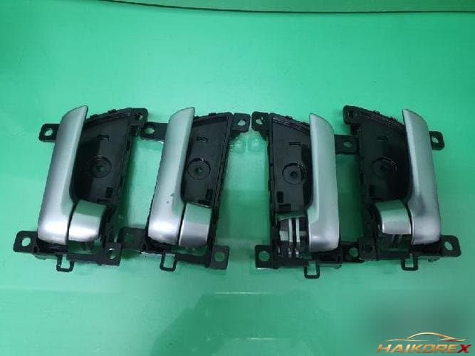 Kia Sorento 2010 — дверной замок-ловушка 1