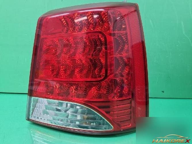 Kia Sorento 2010 — комбинированный задний фонарь правый