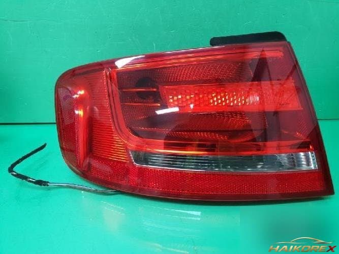 Audi A4 2009 — комбинированный фонарь задний левый (водительский)
