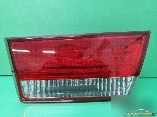 Hyundai Sonata 2008 — задний фонарь в крышку багажника