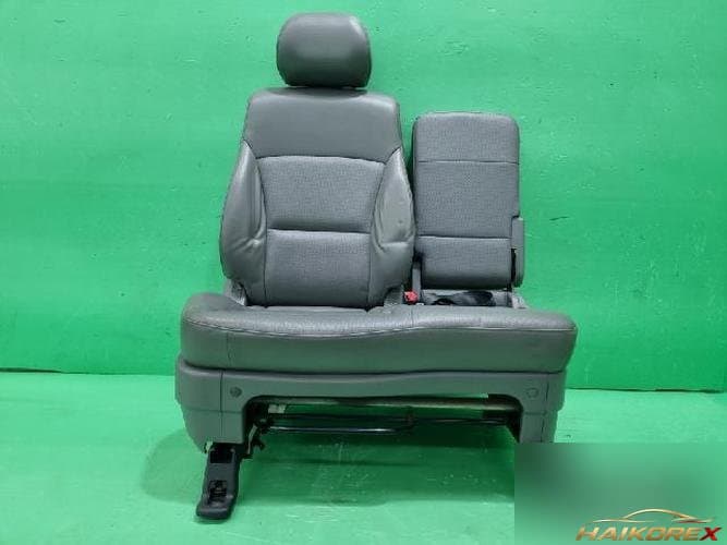 Hyundai Grandstarex 2012 — сиденье переднего пассажира