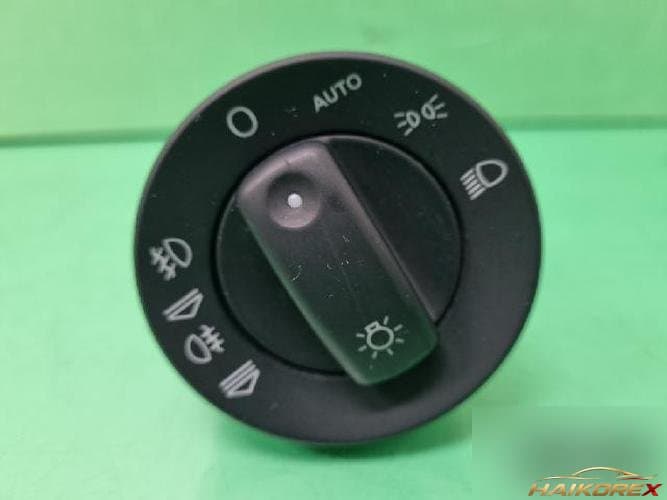 Audi A4 2005 — кнопка/переключатель 8E0 941 531 B