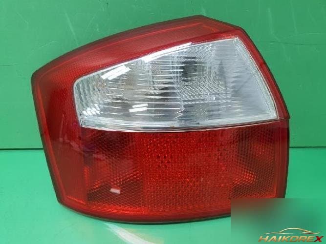 Audi A4 2005 — комбинированный фонарь задний левый
