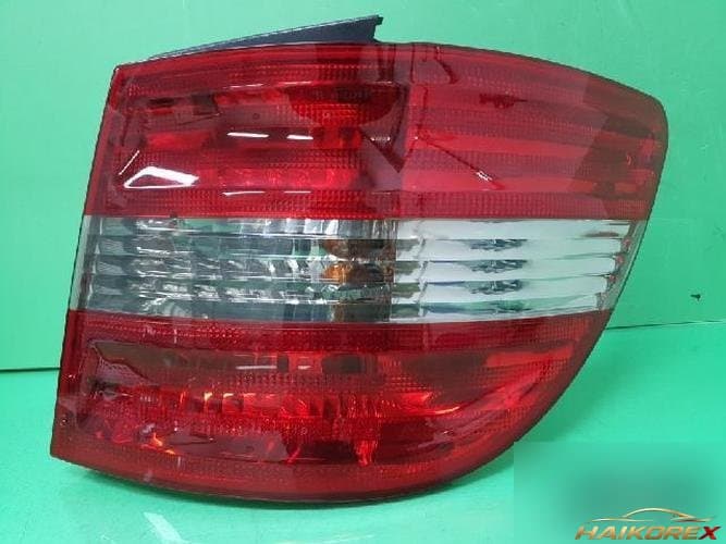 Mercedes-Benz B-Class 2011 — фонарь задний комбинированный правый (пассажирский)