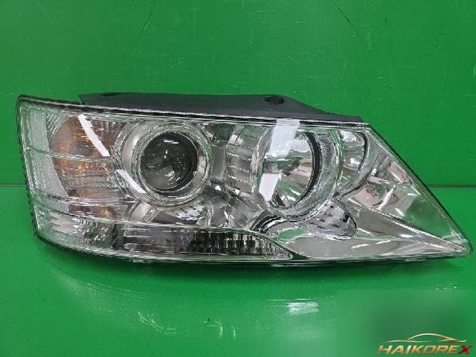 Hyundai Sonata 2009 — фара правая