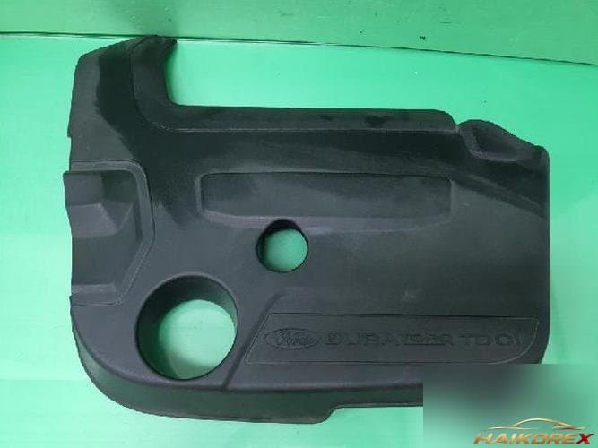 Ford Focus 2013 — крышка двигателя 9M5Q-6N041-A