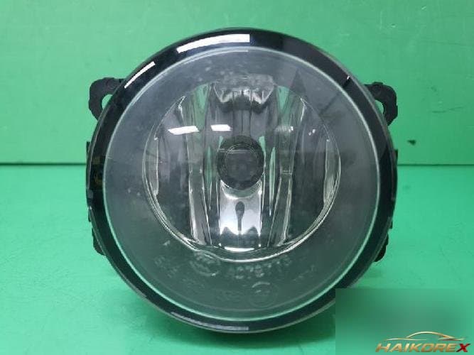 Ford Focus 2013 — противотуманная фара правая 2N11-15201-AB