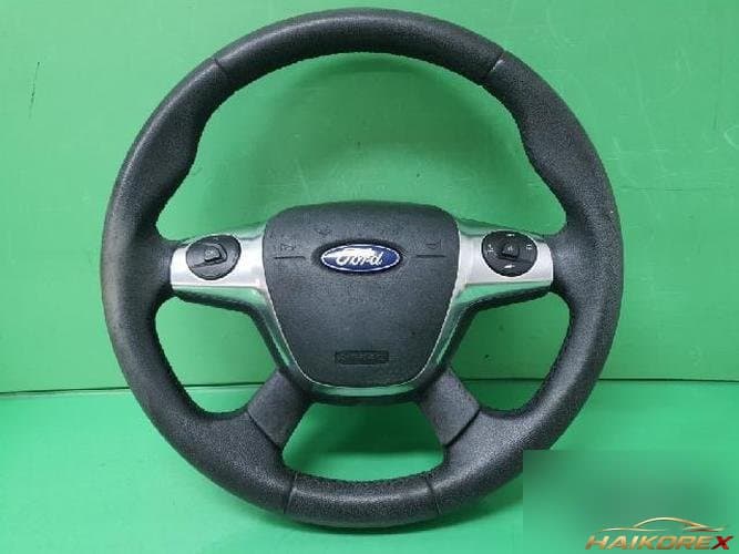Ford Focus 2013 — рулевое колесо