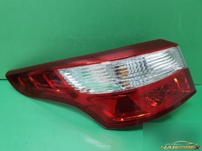 Renault SM5 2010 — комбинированный задний фонарь левый