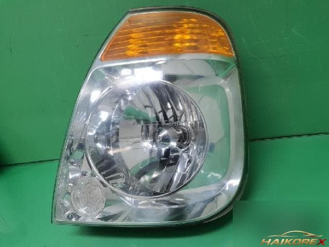 Kia Bongo 2010 — фара левая