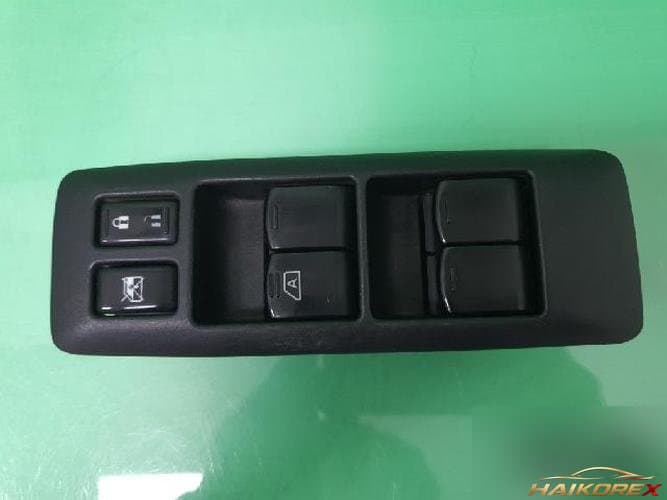 Nissan Qashqai 2009 — кнопка стеклоподъемника 1