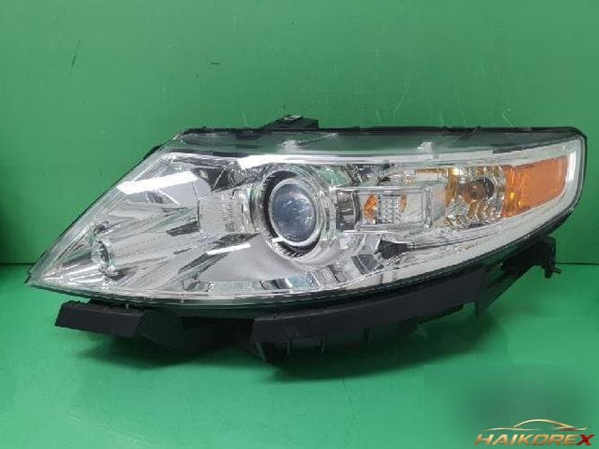 Ford MKS 2011 — фара левая