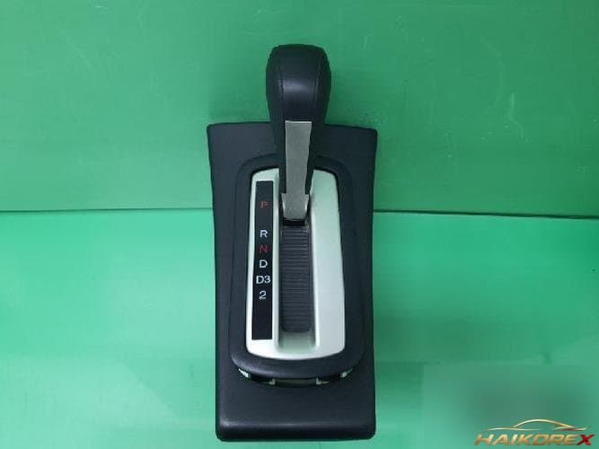 Honda Civic 2005 — рычаг переключения передач