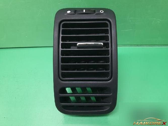 Honda Civic 2005 — панель приборов