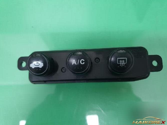 Honda Civic 2005 — кнопка/переключатель A010 NH-365L