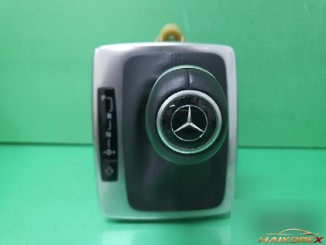 Mercedes-Benz E-Class 2011 — рычаг селектора A212 267 12 88 1