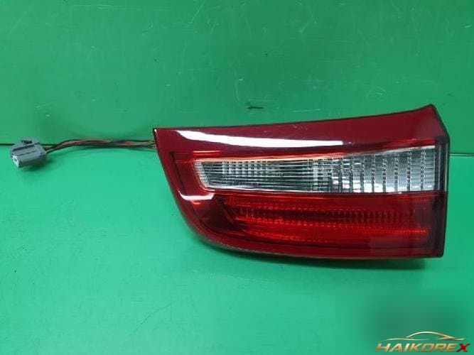 Volvo S60 2011 — обивка левой задней двери 30796271