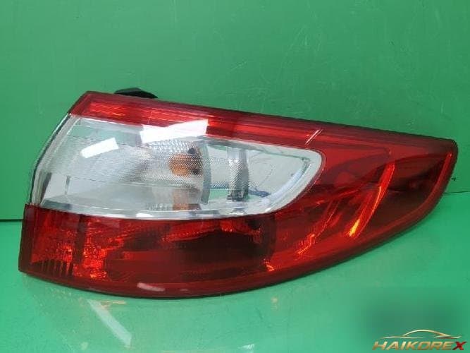 Renault SM3 2012 — комбинированный фонарь задний правый
