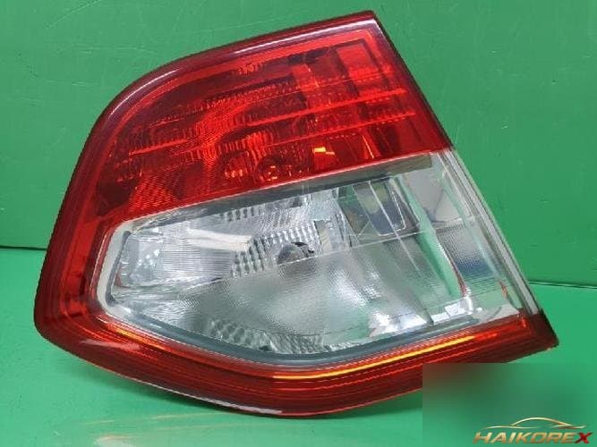 Renault SM3 2012 — левая задняя дверная панель 8