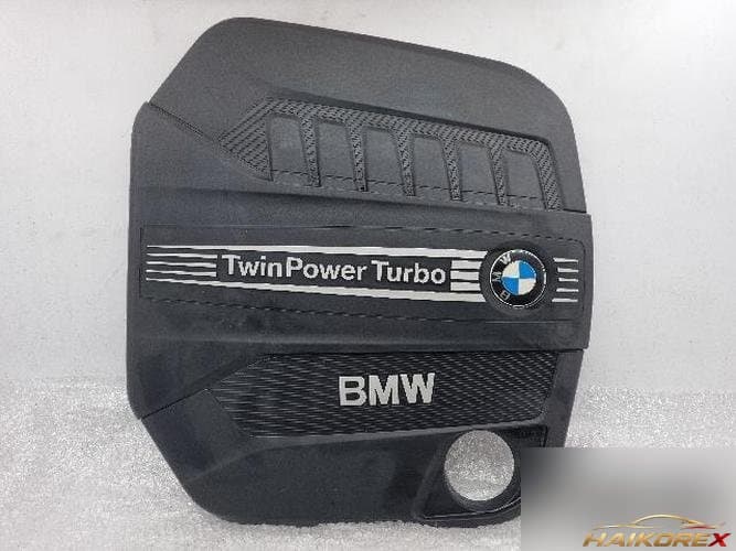 BMW 7 Series 2013 — крышка двигателя