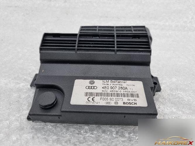 Audi A8 2006 — модуль управления питанием аккумулятора 4E0 907 280A 6