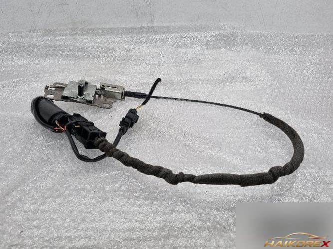 Audi A8 2006 — замок крышки багажника 4E0 827 383 C 1