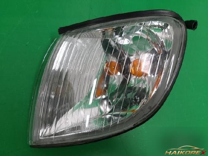 Hyundai Starex 2004 — сигнальная лампа левая 923014A500