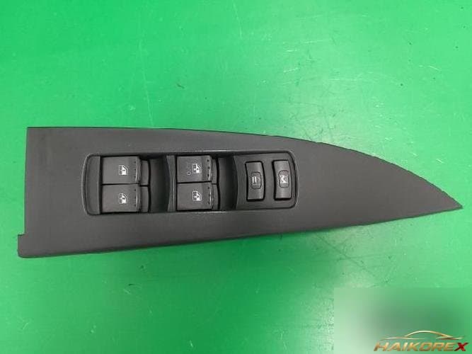 KG Mobility Kairn 2006 — главный переключатель стеклоподъемника левый