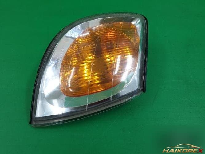 Hyundai Trajet 2002 — указатель поворота правый 923023A000