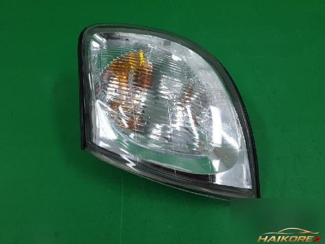 Hyundai Trajet 2005 — поворотник левый 923013A500