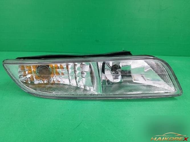 KG Mobility Rexton 2004 — противотуманная фара правая (пассажирская) 8320208522